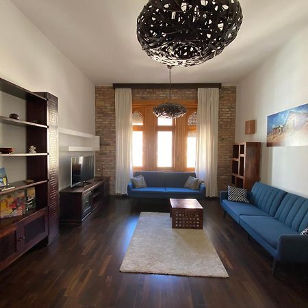 Supercentral Spacious Apartment Budapest Eksteriør billede