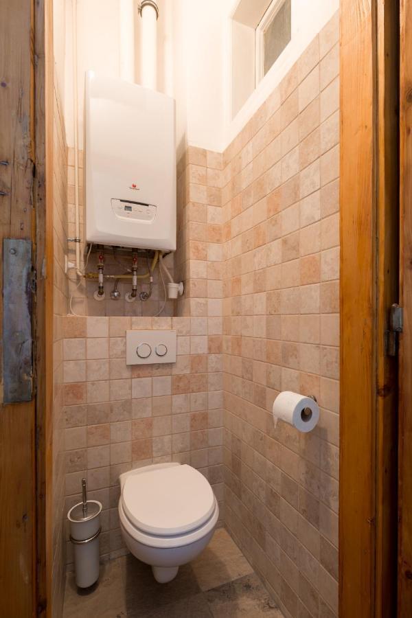 Supercentral Spacious Apartment Budapest Eksteriør billede